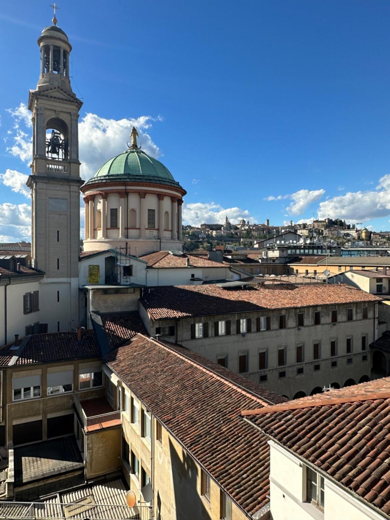 Apartamento San Francesco Skyline Bérgamo Exterior foto