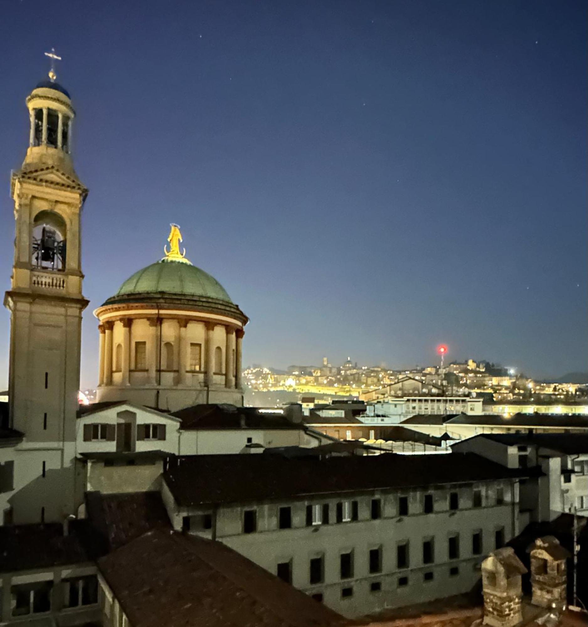 Apartamento San Francesco Skyline Bérgamo Exterior foto